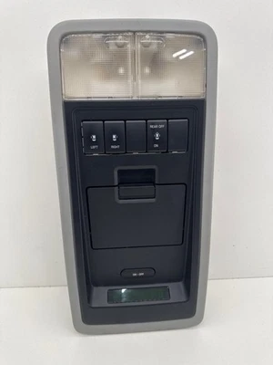 Luz domo consola superior delantera ford freestar 04 05 06 07 Foto 1 de 4