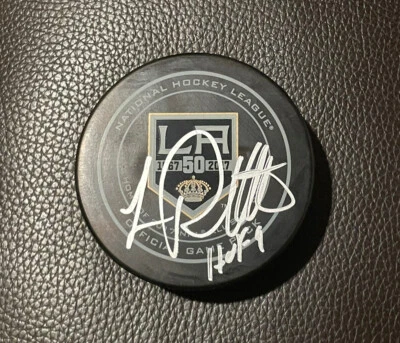 Luc Robitaille Firmado LA Kings 50 Aniversario Juego Oficial Puck “HOF”  Foto 1 de 2