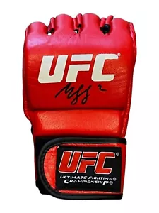 Khamzat Chimaev Signed Red UFC Glove PSA - Picture 1 of 2