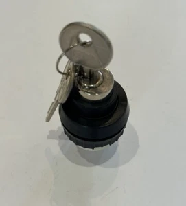 Válvula de control manual relé neumático llave Festo serie Q 2,5 mm. 9304 RS 202- 2650 - Imagen 1 de 2
