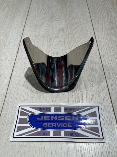 JENSEN C-V8 FRONT LIGHT REFLECTOR / FLASHER LAMP FINISHER N.O.S # 23243 - Image 1 of 3
