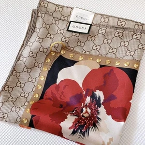 GUCCI Floral Silk Scarf - Picture 1 of 6