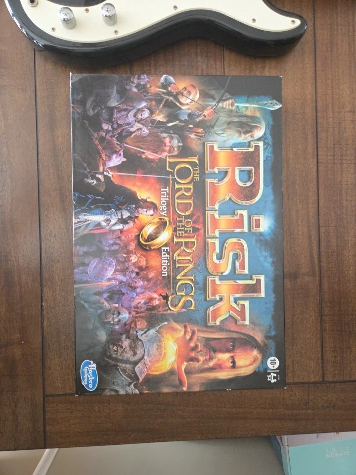 Risk Lord Of The Rings  - Image 1 of 1