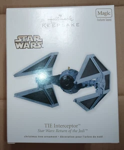 Hallmark Keepsake 2012 Star Wars TIE Interceptor adorno de Navidad mágico - Imagen 1 de 3