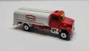 Tomica No. F62 Ford Tank Lorry - Texaco - Picture 1 of 8