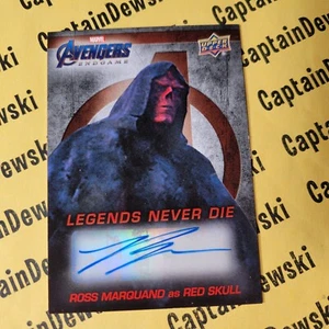 Red Skull/Ross Marquand 2020 cubierta superior Marvel Avengers AUTO Legends Never Die - Imagen 1 de 3