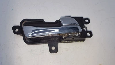 Manija interior puerta pasajero trasero derecho 2011 12 13 14 Hyundai Sonata Foto 1 de 4