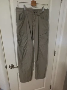Arcteryx Rampart Cargo Pants Men’s Size 30 Hiking Outdoors Pockets Utility - Picture 1 of 4