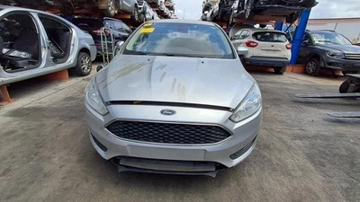 Ford Focus Lz  Right Headlamp - image 1 of 4