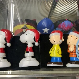 Peanuts Blow Mold Charlie Brown, Snoopy, Linus 8in Set Of 4. ( Box 2) - Picture 1 of 3