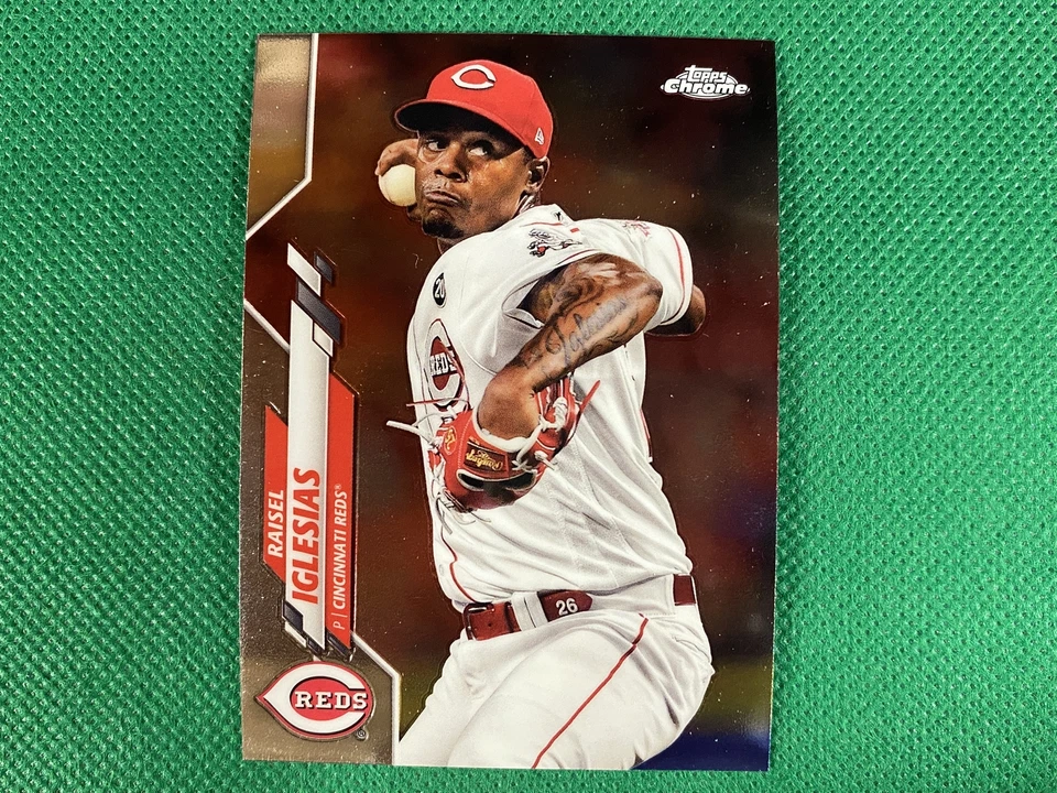 2020 Topps Chrome #175 Raisel Iglesias Cincinnati Reds - Image 1 of 1