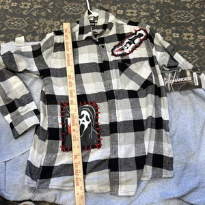 NWT Ghost Face Men's Sz Medium Black/White Plaid Flannel Shirt Halloween Scream - Picture 1 of 4