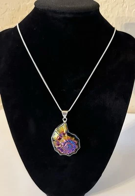 Ammolite Fossil Pendant Necklace, Summer Necklace, Shell, New, Boutique - Image 1 of 3