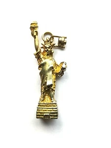 YELLOW GOLD Color 3D NEW YORK STATUE OF LIBERTY PENDANT CHARM - Picture 1 of 5