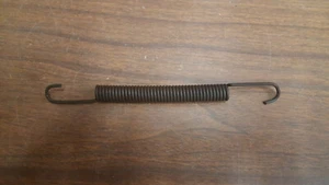 Cub Cadet LT1050 Rasentraktor 13AQ11CP709 Zugfeder 732-0994 - Bild 1 von 2