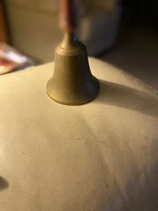 vintage brass schoolmaster bell with exotic hardwood handle 8 x 3“ - Picture 1 of 4
