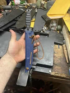 Blaue Korbgeflechtscheide nur für die Cold Steel FGX Wespe NPE - Bild 1 von 2