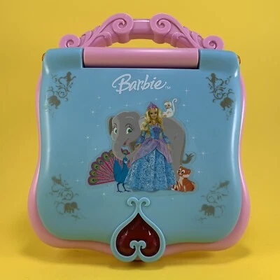 COMPUTADORA PORTÁTIL BARBIE AND THE ISLAND PRINCESA ROSELLA JUGUETE ELECTRÓNICO DE APRENDIZAJE Foto 1 de 4