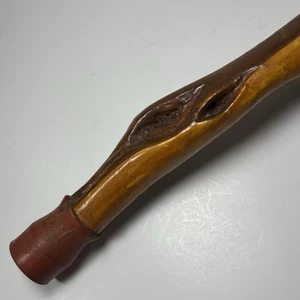 Hand Carved Diamond Willow Cane Walking Stick Staff Varnished Wood 37.5 inch - Picture 1 of 9