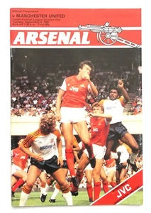 ARSENAL v MANCHESTER UNITED DIVISION 1 1983/84 6/9/1983 (Ref 3969) - Picture 1 of 3