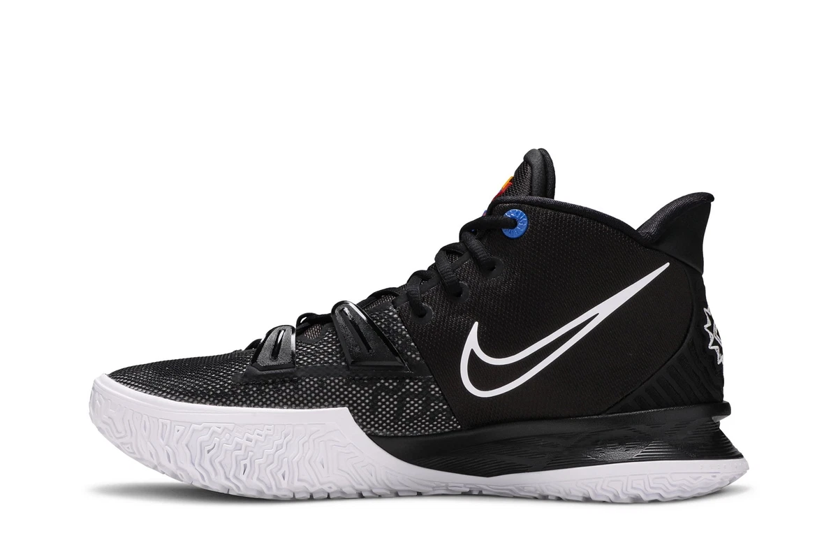 Preços baixos em Nike Kyrie 7 EP BK Black | eBay