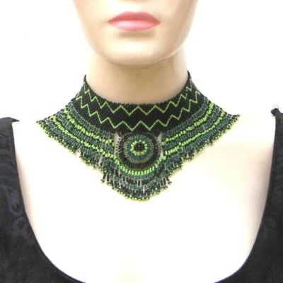 Gargantilha de colar estilo nativo feita à mão com miçangas étnicas verde preto robusto n19/14 - Imagem 1 de 3