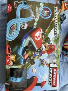 Carrera First Nintendo Mario Kart Rennbahn Blau - Bild 1 von 2