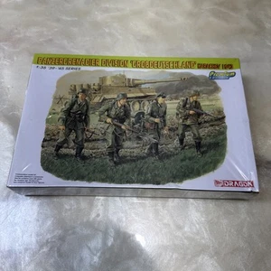 Dragon 1/35 6304 WWII German Panzergrenadier Division "GROBDEUTSCHLAND" Karachev - Picture 1 of 5