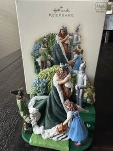 Hallmark Keepsake 2007 King of the Forest Wizard of Oz Ornament Music works! - Picture 1 of 9