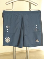 FC Bayern München Trainingsshort 2019/20 mit Sponsoren, Matchworn, Teamwear