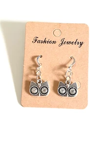 🦉Sweet Clear Rhinestone Owl Face Silvertone Earrings🦉 - Picture 1 of 9