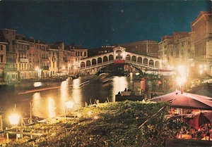 Rialtobrücke Venedig Italien bei Nacht Luftaufnahme Vintage Postkarte  - Bild 1 von 2