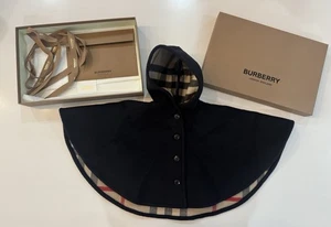 Authentic Burberry Kids Vintage Check Reversible Wool Cape Size M - Picture 1 of 4