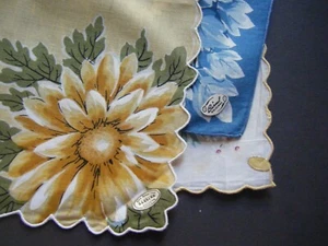 Vtg lot 3 Handkerchief lg flowers 15” Mint  Designer Linen Rolled ,scalloped hem - Picture 1 of 4