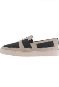 Neu im Karton Lori Goldstein Collection 89 $ Sneakers mit Wildlederdetail - aschgrau - Größe 8 M - Bild 1 von 10