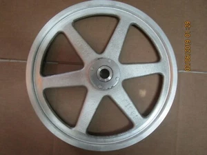 Rueda de sierra superior completa Hobart modelo 6801 OEM# 104999 - Imagen 1 de 2