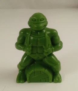 Vintage 1980's Tennage Mutant Ninja Turtle TMNT Raphael Candy Top 2.5" - Picture 1 of 5