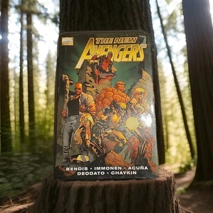 Marvel NEW AVENGERS Volume 2 Heroic Age (serie 2010) copertina rigida ottime condizioni - Foto 1 di 6