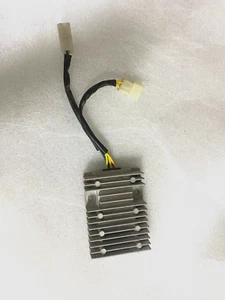 RADDRIZZATORE REGOLATORE KYMCO XCITING 500 2005 - Picture 1 of 2