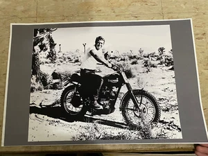Póster publicitario vintage de motocicleta Triumph C341 - Imagen 1 de 1