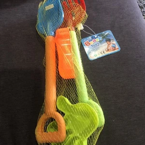 kids beach sand toys for kids - Picture 1 of 2