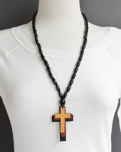 Collar largo cruz madera marrón negro colgante cruz grande cuentas madera - Imagen 1 de 7