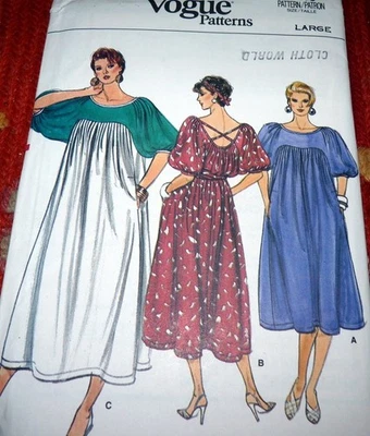 *ENCANTADOR VESTIDO DE COLECCIÓN DE MODA Patrón de Costura GRANDE Busto 42-44 Sin Cortar Foto 1 de 2