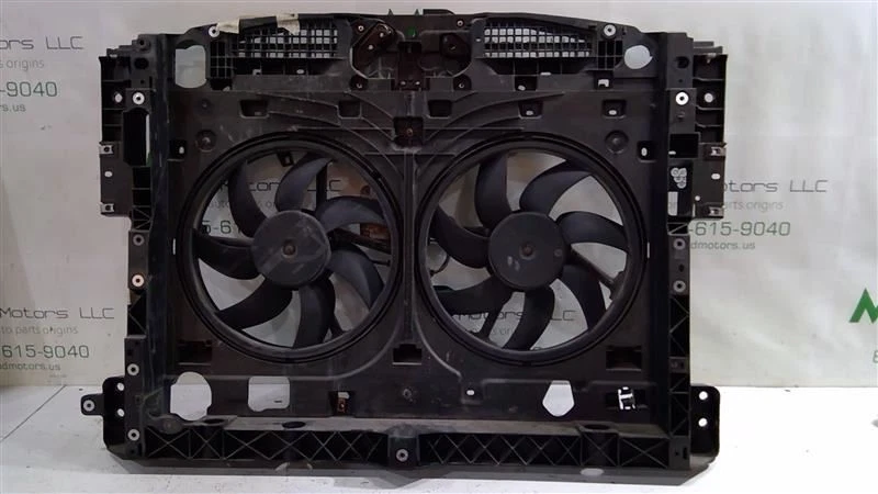 Cubierta del ventilador de refrigeración y soporte radiador Nissan Pathfinder 2016-2018 OEM Foto 1 de 4