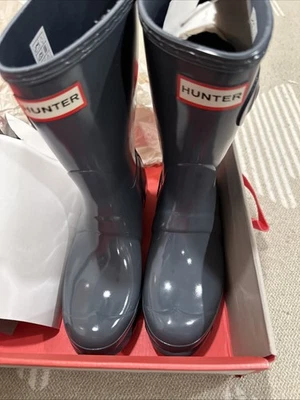 HUNTER Women's Original Short Rain Boot WFS1000RGL Graphite Size 6 - Image 1 of 4