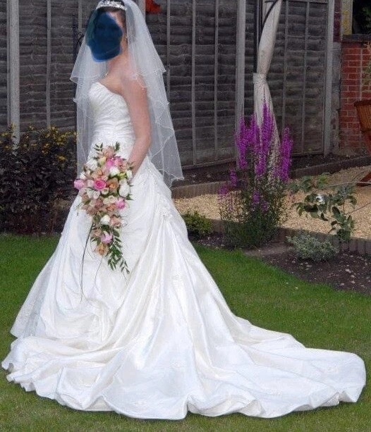 wedding dress size 10 with veil - Image 1 of 1