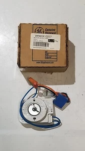 WR60X10257 GE Refrigerator Evaporator Fan Motor Used Part - Picture 1 of 6
