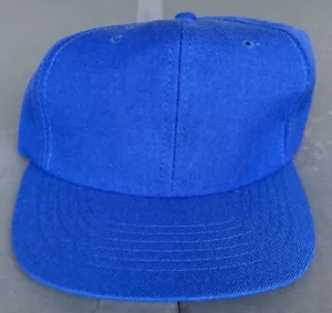 Cappello snapback giovane vintage anni '80 bianco massiccio blu reale nuovo senza etichette misto lana - Foto 1 di 9