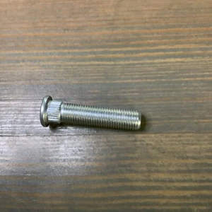 Perno de rueda POLARIS OEM NOS 7517763 - Imagen 1 de 3