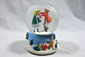 Enesco Disney Sleeping Beauty 5.5" Snowglobe, Plays Sleeping Beauty Waltz - Picture 1 of 6